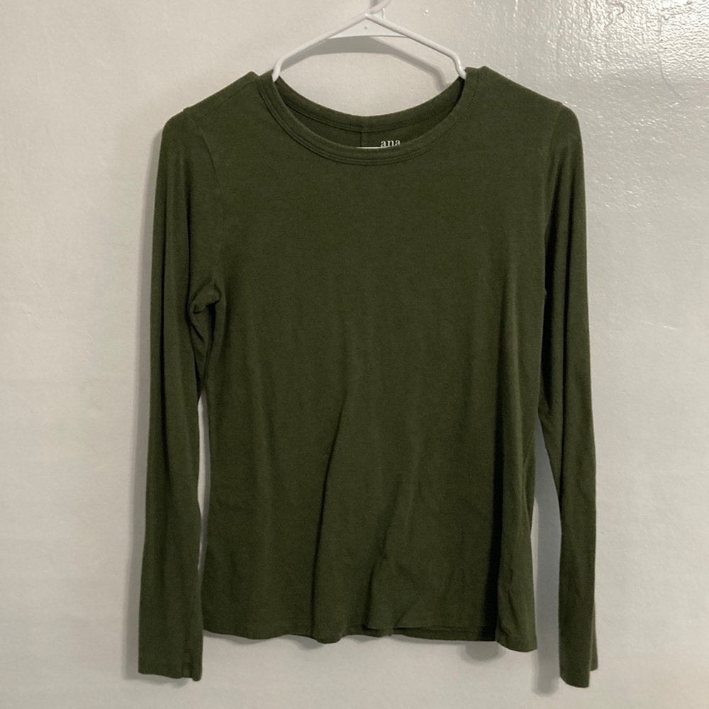 A.n.a a new approach long sleeve shirt size small